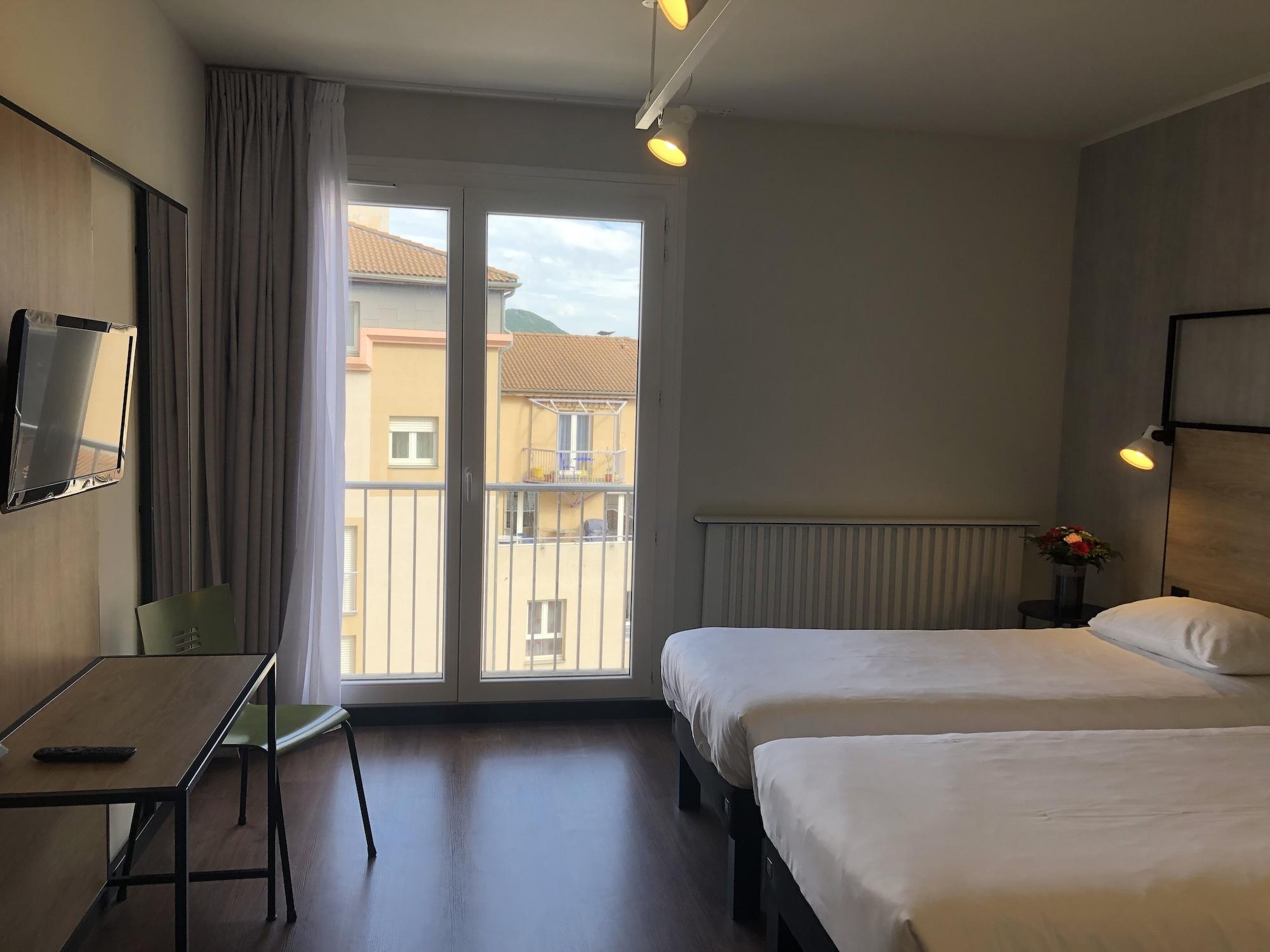 Ibis Centre Millau Hotel Bagian luar foto