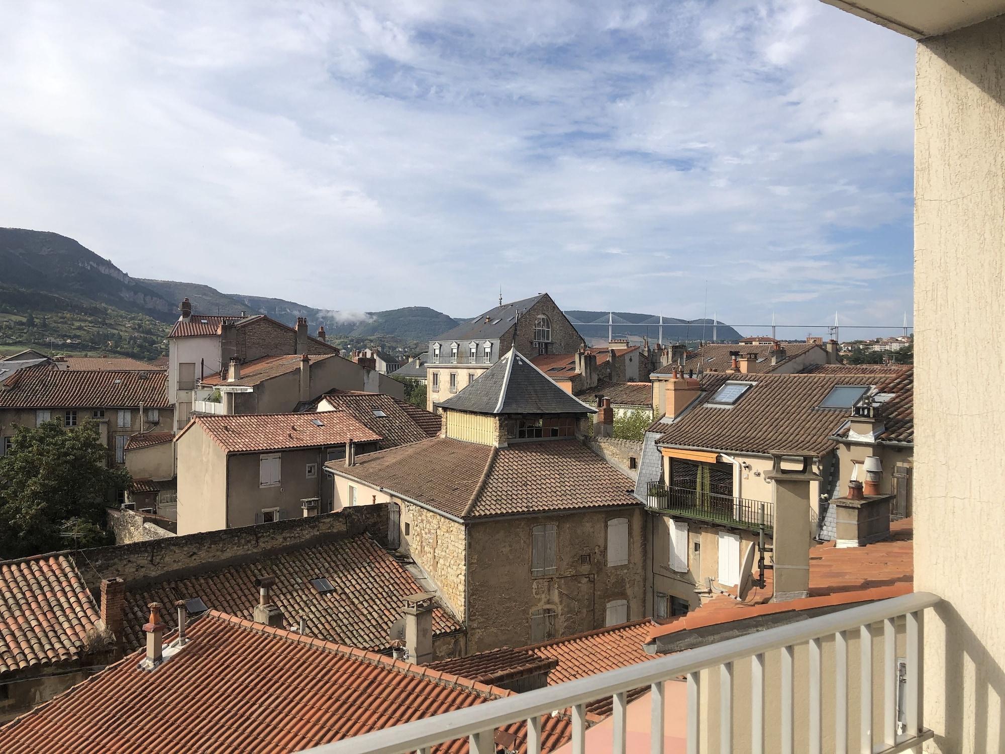 Ibis Centre Millau Hotel Bagian luar foto