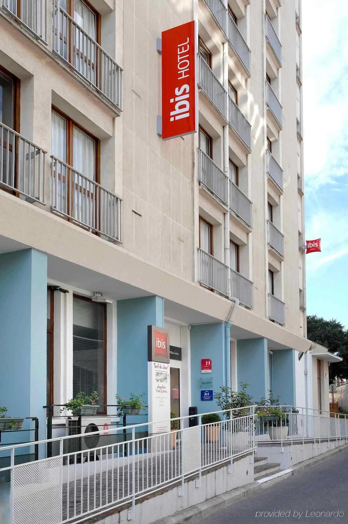 Ibis Centre Millau Hotel Bagian luar foto